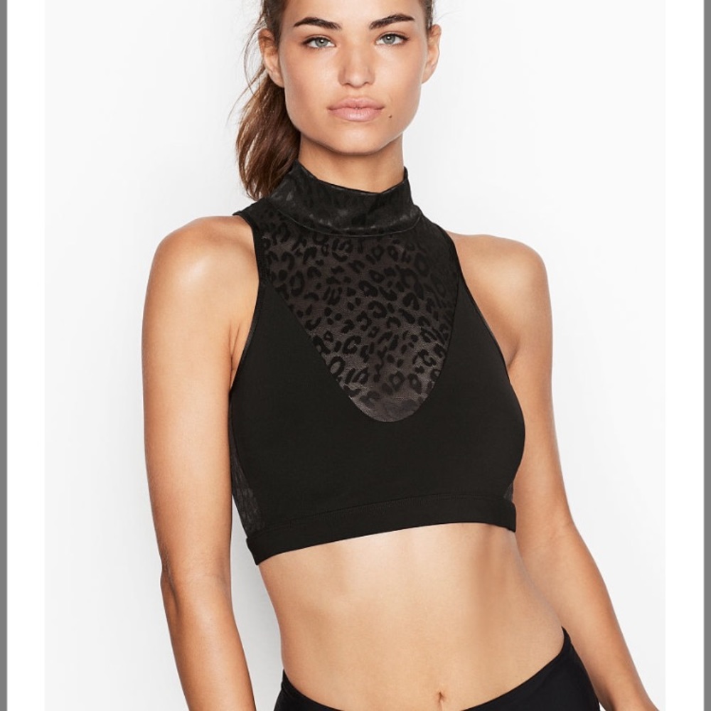 Mock neck crop top